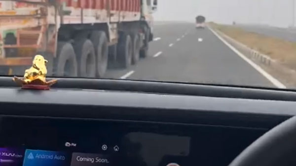 வேண்டுமென்றே விபத்தை நேரில் சந்திக்க துணிந்த எக்ஸ்யூவி700 கார் ஓட்டுனர்!! எதுக்குனு தெரிஞ்சா ஷாக்காயிடுவீங்க!