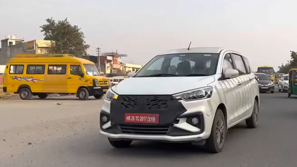 மாருதி எர்டிகா ஃபேஸ்லிஃப்ட் காரில் புதியதாக அப்டேட்கள் இவ்வளவுதானா!! பொது சாலையில் சோதனை!