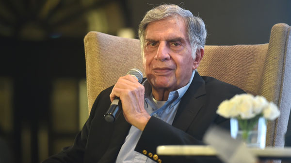 ரத்தன் டாடாவின் நானோ எலெக்ட்ரிக் கார்... ஒரு முறை சார்ஜ் செய்தால் எவ்ளோ கிலோ மீட்டர் ஓடும் தெரியுமா? ரத்தன் டாடாவின் நானோ எலெக்ட்ரிக் கார்... ஒரு முறை சார்ஜ் செய்தால் எவ்ளோ கிலோ மீட்டர் ஓடும் தெரியுமா?