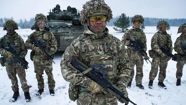 உக்ரைன் மீதான படையெடுப்பின் எதிரொலி... ரஷ்யாவில் தொழிற்சாலைகளை மூடும் திட்டத்தில் ஆட்டோமொபைல் நிறுவனங்கள்!! 