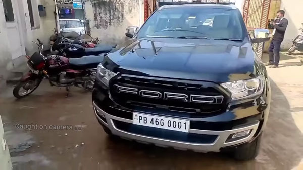 வாக்குச்சாவடிக்கு விலையுயர்ந்த காரில் வந்த நடிகர் சோனு சூத்... தடுத்து நிறுத்தி காரை பறிமுதல் செய்த போலீஸ்... இதுதான் காரணமாம்!