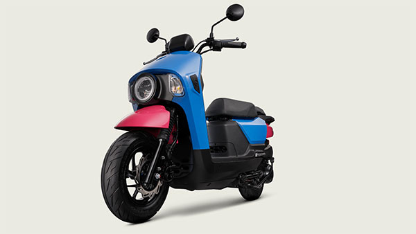 அசத்தலான வடிவில் தைவான் நாட்டின் 4மைகா ஸ்கூட்டர்கள்!! 125சிசி & 150சிசி வெளியீடு!