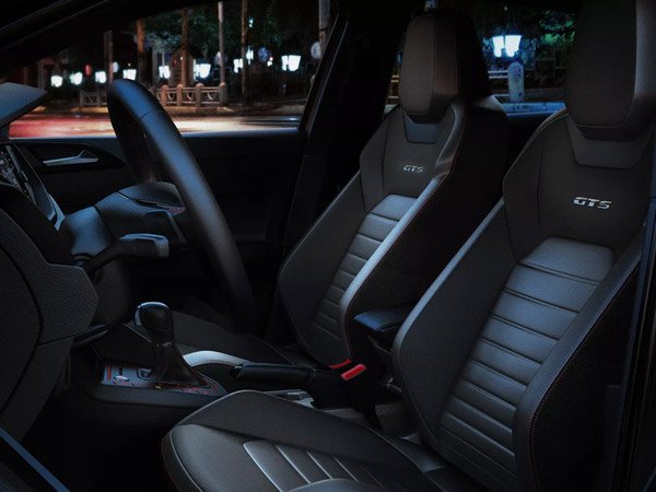 விர்டுஸ் செடான் காரை அறிமுகப்படுத்த ரெடியாகும் ஃபோக்ஸ்வேகன்!! ஸ்கோடா ஸ்லாவியாவுக்கு அடுத்து இதுதானா?