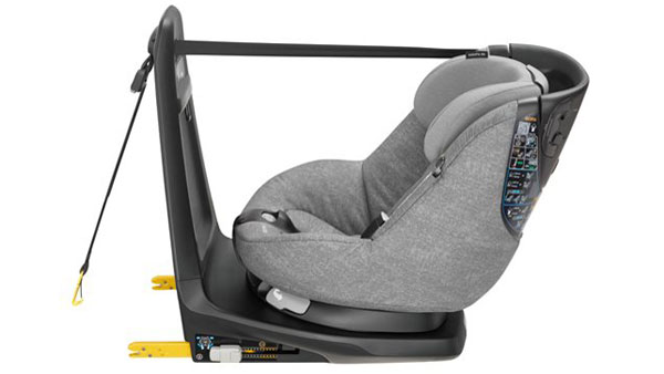 காரில் குழந்தை-இருக்கை ஏன் மிக முக்கியமானது? கை குழந்தை வைத்திருப்போர் தெரிஞ்சிக்க வேண்டியவை!!