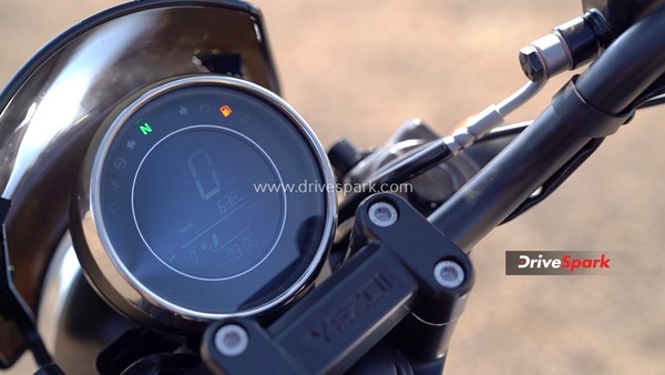 பயண சவுகரியம் எப்படி இருக்கு? யெஸ்டி ரோட்ஸ்டர் டெஸ்ட் ரைடு ரிவியூ!! மீட்டியோர் 350 பைக்கை சமாளிக்குமா? 