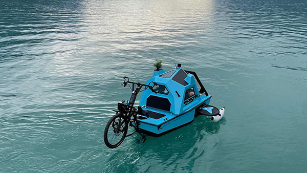 சைக்கிள், போட், கலைப்பாற்றும் ரூம்... எப்படி வேணாலும் பயன்படுத்திக்கலாம்... இப்படி ஒரு வண்டி தாங்க தேவை!