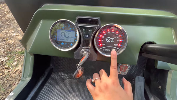 மாருதி ஆல்டோ & புல்லட் பைக்கின் பாகங்களுடன் எலக்ட்ரிக் விண்டேஜ் கார்!! யார் வேண்டுமானாலும் வாங்கலாமாம்!