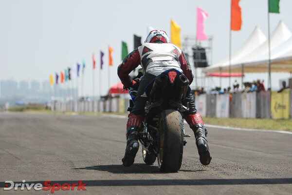 விரைவில் ஓசூரில் தொடங்குகிறது 2022 வ்ரூம் டிராக் ரேஸ்... பந்தயத்தை பார்க்க ஆவலா இருக்கீங்களா? இதோ முழு விபரம்! 