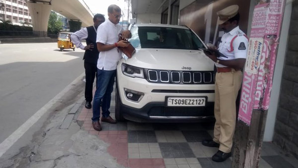 காவல் துறை திடீர் நடவடிக்கை... நிலுவையில் உள்ள அபராதத்தை செலுத்த வாகன ஓட்டிகள் தீவிரம்... ஏன் தெரியுமா?