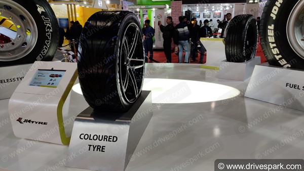 தானே ஆறும் காயங்களை போல் பஞ்சரை செல்ஃப் ஹீல் செய்யும் டயர் அறிமுகம்... இது 4 சக்கர வாகனங்களுக்கானது!