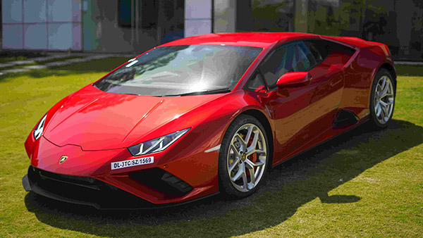 இவ்ளோ பெரிய ஏரியால ஒருத்தர் கிட்ட மட்டும்தான் இருக்கு... இந்த காரின் விலை எவ்ளோனு தெரிஞ்சா ஆடிப்போயிருவீங்க!