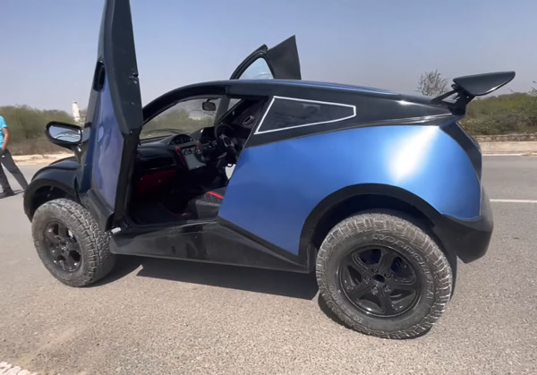 இது மாருதி 800 கார் என்று சொன்னால்... நம்ப முடிகிறதா? வெறும் 2 கதவுகளுடன் மான்ஸ்டரான தோற்றத்தில்...