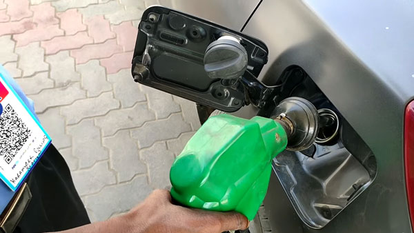 அவங்க சொன்னதவிட ரொம்ப ரொம்ப கம்மியா இருக்கே... 2022 பலேனோ இவ்ளோதான் மைலேஜ் தருதா... ரியல் லைஃப் டெஸ்டில் ஷாக்!