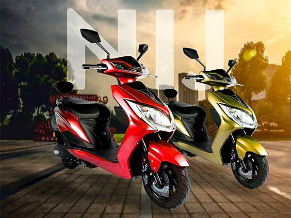 4 விதமான பேட்டரி தேர்வுகளில் வாங்கலாம்... ஆரம்ப விலைகூட ரொம்ப கம்மி... NIJ Accelero+ எலெக்ட்ரிக் ஸ்கூட்டர் அறிமுகம்!