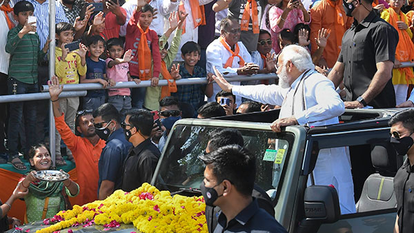 அக்மார்க் இந்திய தயாரிப்பு... பிரதமர் மோடி இந்த காரை பயன்படுத்துவது இதுதான் முதல் முறை! விலை எவ்ளோனு தெரியுமா?