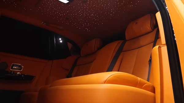 ஹெலிகாப்டரை விட அதிக விலை கொண்ட ரோல்ஸ் ராய்ஸ் பேந்தம்... இவ்ளோ அதிக விலைக்கான காரணம் என்ன? இத உங்களுக்கு யாரும் சொல்ல மாட்டாங்க!