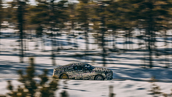 முதல் ரோல்ஸ்-ராய்ஸ் எலக்ட்ரிக் கார்... 25% சோதனைகள் முடிந்தன!! -40 டிகிரியிலும் இயங்கும் அசாதாரண பண்பு...