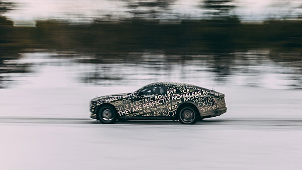 முதல் ரோல்ஸ்-ராய்ஸ் எலக்ட்ரிக் கார்... 25% சோதனைகள் முடிந்தன!! -40 டிகிரியிலும் இயங்கும் அசாதாரண பண்பு...