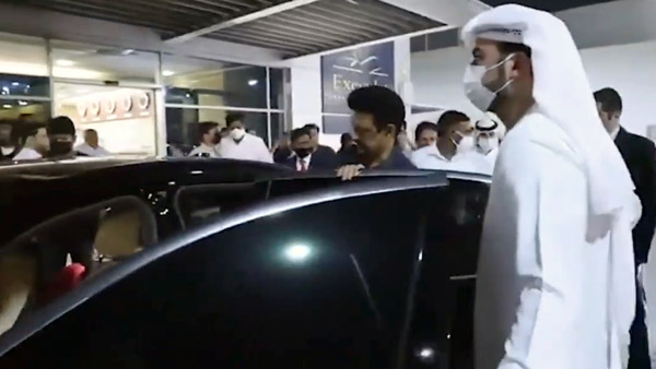 துபாயில் மு.க.ஸ்டாலின் பயன்படுத்தும் சொகுசு காரின் விலை இதுதான்... எவ்ளோனு தெரிஞ்சா 'ஸ்டண்' ஆயிருவீங்க!