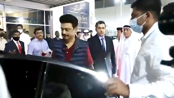 துபாயில் மு.க.ஸ்டாலின் பயன்படுத்தும் சொகுசு காரின் விலை இதுதான்... எவ்ளோனு தெரிஞ்சா 'ஸ்டண்' ஆயிருவீங்க!