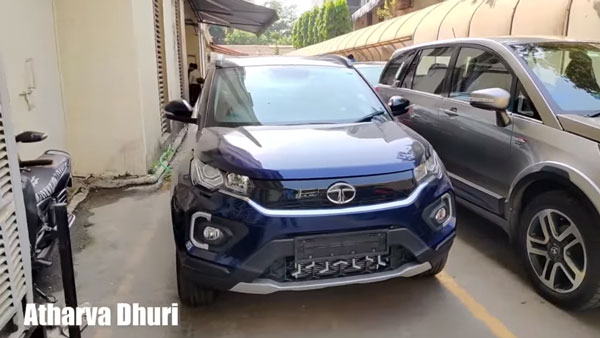 புதிய ராயல் நீல நிறத்தில் டாடா நெக்ஸான்!! கூடுதலாக பல புதிய தொழிற்நுட்ப அம்சங்கள்!
