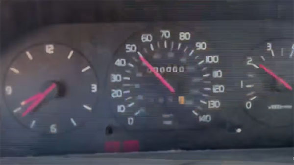 30 வருஷமா ஒரே காரை பயன்படுத்திய அமெரிக்கர்... புத்தம் புதிய காரை வழங்கியதோடு அதன் பராமரிப்பு செலவையும் ஏற்ற பிரபல நிறுவனம்!