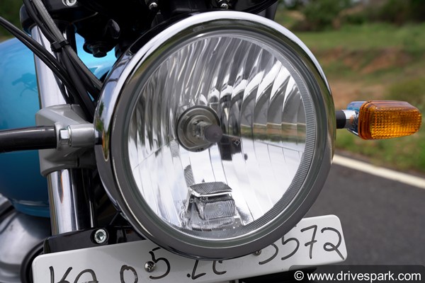 சூப்பரான விலை... விற்பனையில் சக்கை போடு போடும் ராயல் என்பீல்டு 650 ட்வின்ஸ் பைக்குகள்... பிரம்மாண்ட வளர்ச்சி!