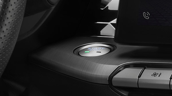 உங்க கார்ல இந்த வசதிகள் இருந்தால் இப்படியெல்லாம் பிரச்னைகள் வருமா? கஷ்டப்பட்ட காசு வீணா போயிரும்!