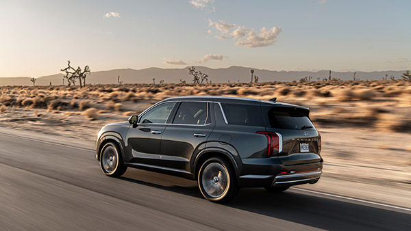 இனி யூகங்களுக்கு இடமில்லை... 2023 ஹூண்டாய் பாலிசேட் கார் முழுமையாக வெளியீடு... செம சூப்பரா இருக்கே!