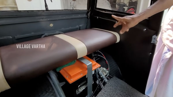 60 கிமீ பயணிக்க வெறும் 5 ரூபா போதும்... 67 வயதான முதியவர் உருவாக்கிய சூப்பரான எலெக்ட்ரிக் கார்!