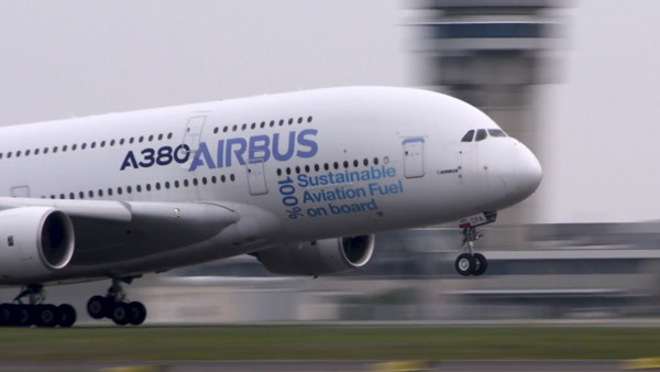 சமையல் ஆயிலில் வெற்றிகரமாக பறந்த விமானம்... எவ்ளோ நேரம் பறந்துச்சு தெரிஞ்சா ஆச்சரியப்படுவீங்க!