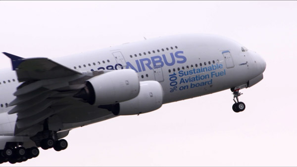 சமையல் ஆயிலில் வெற்றிகரமாக பறந்த விமானம்... எவ்ளோ நேரம் பறந்துச்சு தெரிஞ்சா ஆச்சரியப்படுவீங்க!