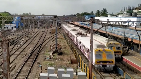 சும்மா பண்ண கூடாது... ஜெயில்ல போட்றுவாங்க... ரயிலில் செயினை இழுப்பதற்கு முன் தெரிந்து கொள்ள வேண்டிய ரூல்ஸ்கள்!