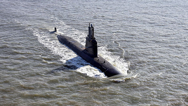 பக்கத்துலயே இருக்கும்... ஆனா எதிரிகளின் கண்ணுல மாட்டாது... நீர்மூழ்கி கப்பல்களில் கையாளப்படும் தந்திரம்!