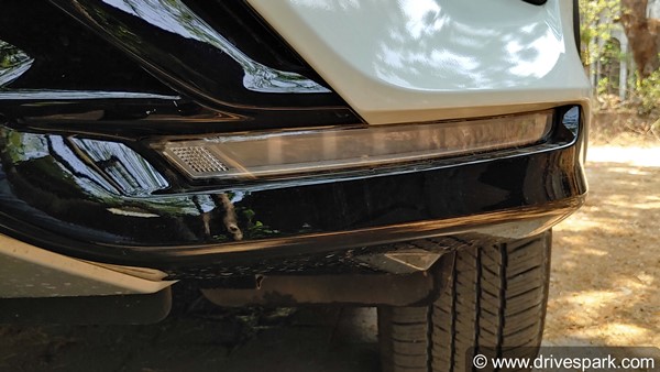 அழுகுபடுத்துவதற்காக செய்த காரியம்... காரையே நாஸ்தி பண்ணிருச்சு... தயவு செய்து இனியும் இப்படி செய்யாதீங்க!