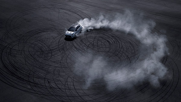 300 பிஎச்பி ஆற்றலை வெளியேற்றும் திறனுடன் Toyota GR Corolla வெளியீடு... செம்மையான வேகத்தில் போகலாம்!