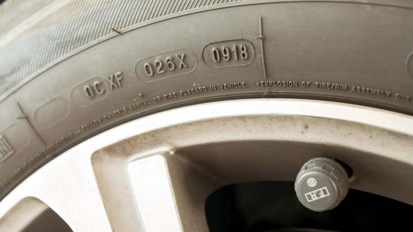 தேவையில்லாத ஆணி... டயர்ல முள் மாதிரி ரப்பர் ஏன் நீட்டிகிட்டு இருக்கு தெரியுமா? இவ்ளோ நாளா இது தெரியாம போச்சே!