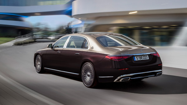 பெயர் பொறித்த நம்பர் பிளேட்டை இந்தியாவில் வாங்க முடியுமா? பரபரப்பை ஏற்படுத்திய பாரத் பே-வின் முன்னாள் நிர்வாக இயக்குனர்!