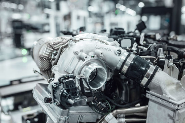 டர்போ சார்ஜர் V S சூப்பர் சார்ஜர் . . . உங்கள் காருக்கு எது பெஸ்ட் ? 