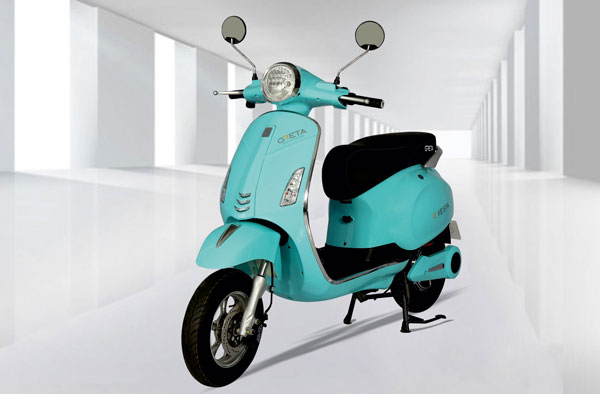 மிக அழகாக இருக்கும் இந்த எலெக்ட்ரிக் ஸ்கூட்டரின் விலை எவ்வளவு தெரியுமா?.. நீங்க நினைக்கிறதவிட ரொம்ப ரொம்ப சீப்!