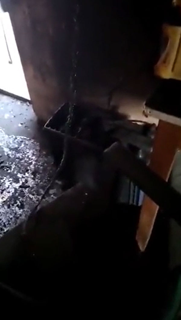 மீண்டும் எரிந்த எலெக்ட்ரிக் ஸ்கூட்டர் . . . ஆனா இதுக்கு ஸ்கூட்டர் காரணம் இல்ல . . . நடந்தது என்ன ?