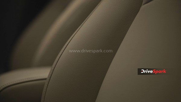 செம சூப்பரா இருக்கே... ஹோண்டா சிட்டி ஹைப்ரிட் ரிவியூ!