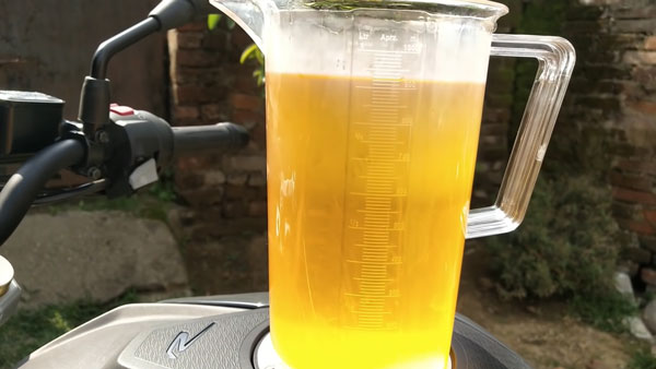 உச்சி வெயில்ல வண்டிய நிறுத்தினா பெட்ரோல் ஆவியாகுமா?.. ரொம்ப நாள் சந்தேகத்திற்கு முற்று புள்ளி வைக்கலாம் வாங்க!