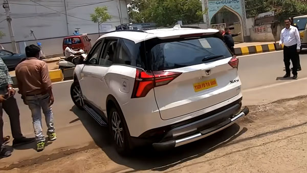 எலெக்சன் தொடங்கபோகுதாம்... அவசர அவசரமாக 5 மஹிந்திரா கார்களை வாங்கிய அரசியல்வாதி! காரணம் என்ன தெரியுமா? 