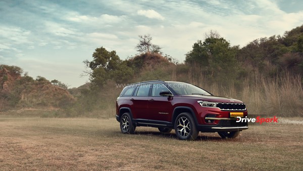 டொயோட்டா ஃபார்ச்சூனருக்கு சவால் . . . இந்தியாவில் பலரும் காத்து கிடந்த கார் அறிமுகம் . . . விலை எவ்ளோனு தெரியுமா ?