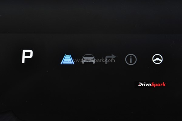 முழு சார்ஜில் 528 கி.மீ பயணிக்கும் கியா இவி6 கார் எப்படி இருக்கிறது ? - ரிவியூ