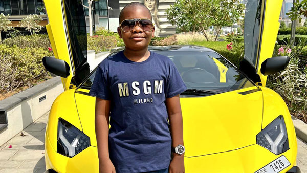 சிறுவனுக்கு கொடுக்க கூடிய பரிசாங்க இது?.. பத்து வயது பயலுக்கு இதெல்லாம் ரொம்ப ஓவருங்க... 