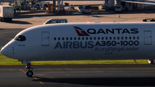 கேட்கும்போதே திக் . . . திக்குனு இருக்கு . . . விமானத்தின் லேண்டிங் கியர் திடீரென வேலை செய்யாவிட்டால் என்ன ஆகும் தெரியுமா ?