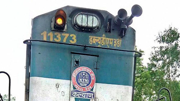 ரயில் இன்ஜின் ஹாரனிற்கு பின்னால் இவ்வளவு அர்த்தம் இருக்கிறதா? எத்தனை விதமான சத்தங்கள் இருக்கிறது தெரியுமா? 