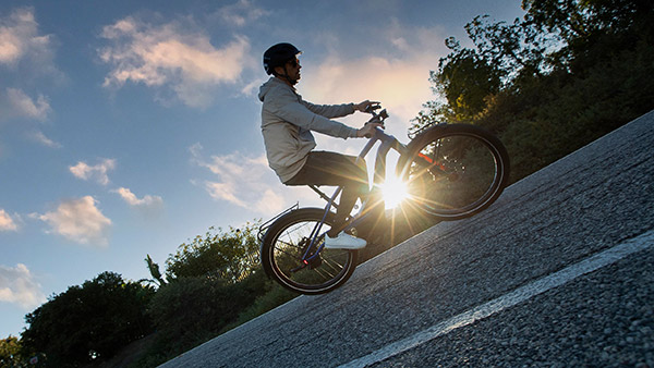 ஒரு முறை சார்ஜ் பண்ணா போதும் 95 கிமீ தாராளமா பயணிக்கலாம்... செம்மையான எலெக்ட்ரிக் மிதிவிண்டி அறிமுகம்!